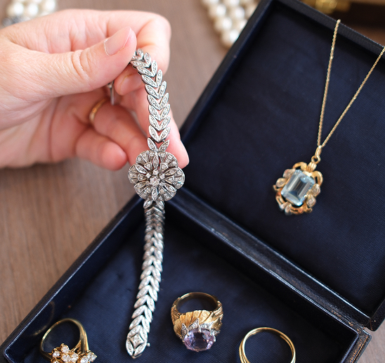 Joaillerie, Horlogerie et Numismatique